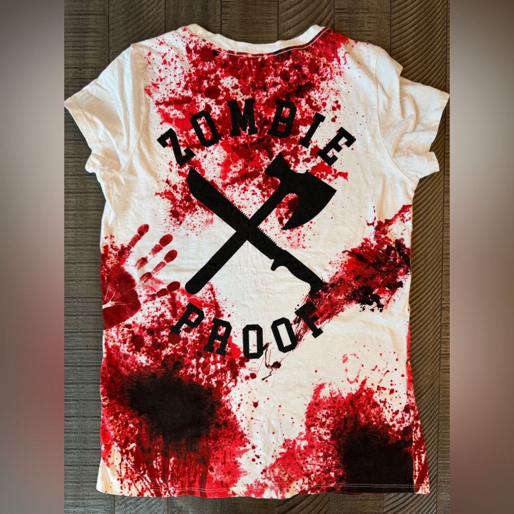 Black Matter - Zombie Proof Tee Women’s Size Large